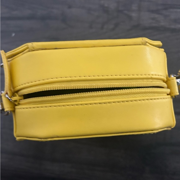 GIGGLE McDimple Disney store purse - Picture 6 of 6